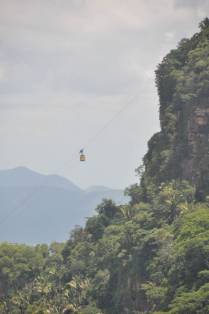 Visão do famoso bondinho que leva à entrada da caverna do Parque Nacional de Ubajara - CE